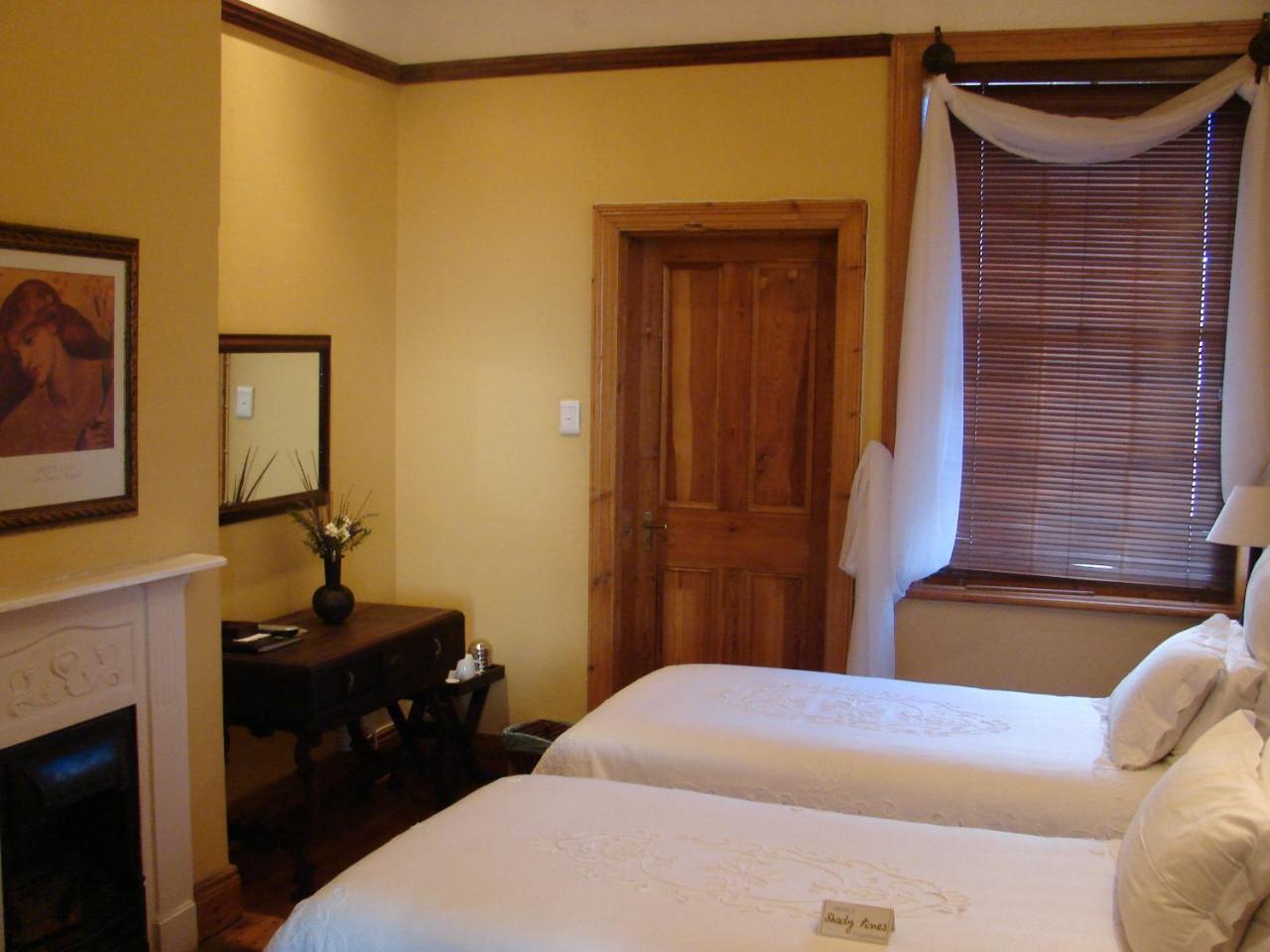 Shady Pines Guest House Harrismith Zewnętrze zdjęcie